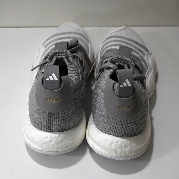 Adidas Basketball Shoes Men's Size 10 US White & Gray Trae Young 2 UNISEX - Picture 3 of 12